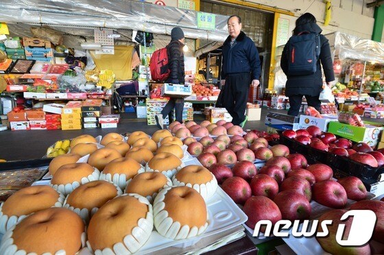 서울 송파구 가락동 농수산물도매시장. 2017.1.8/뉴스1 © News1 민경석 기자