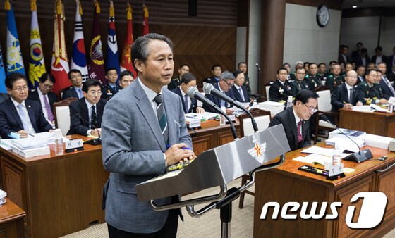 [국감] 박휘락 교수 '전술핵재배치하고 北과 비핵화 협상해야'
