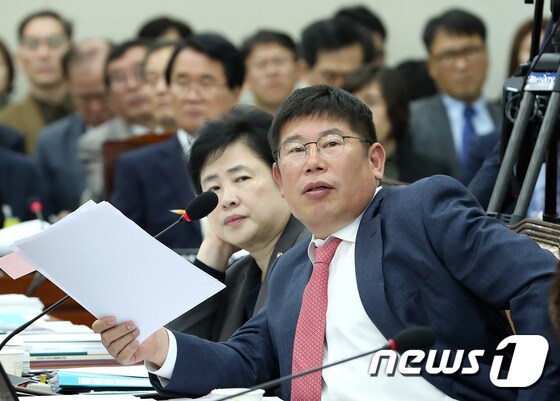[국감] 김경진 의원 '교통방송은 방송법상 시사-보도 할 수 없다'