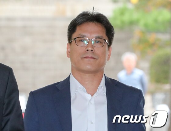'관제시위' 허현준 전 청와대 행정관, 구속영장실질심사
