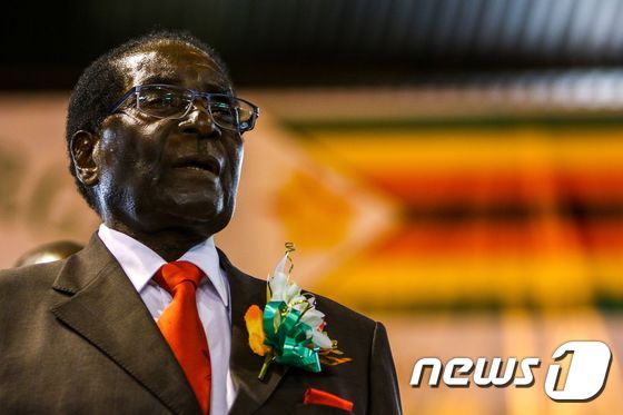 로버트 무가베 짐바브웨 대통령. © AFP=뉴스1