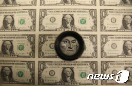 미국 1달러 지폐 © AFP=뉴스1