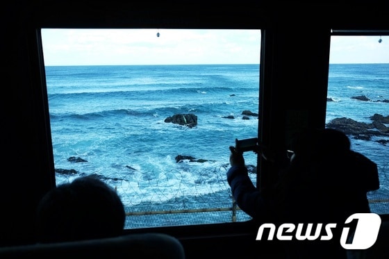 정동진 바다열차 특실에서 바라본 바다 풍경© News1 윤슬빈 기자