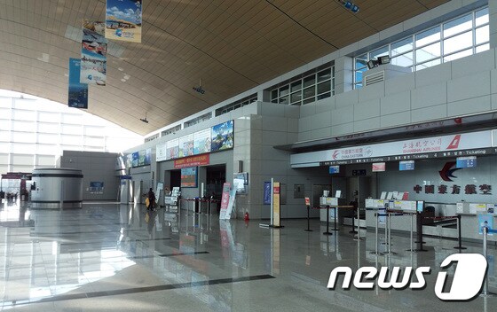 5일 오전 무안국제공항 2층 대합실이 텅 비어 있다.2017.11.5./뉴스1 © News1 박영래 기자