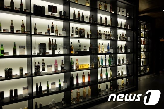 전 세계 술을 한자리에 모아 둔 굿데이뮤지엄© News1