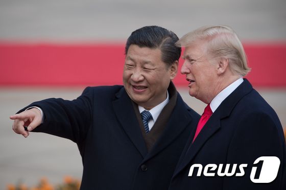 도널드 트럼프 미국 대통령(우)과 시진핑(習近平) 중국 국가주석. © AFP=뉴스1 