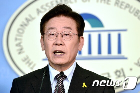 이재명 '황교안 총리, 특검 기간 연장해야'