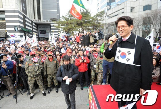 탄핵반대 집회 참석한 김문수