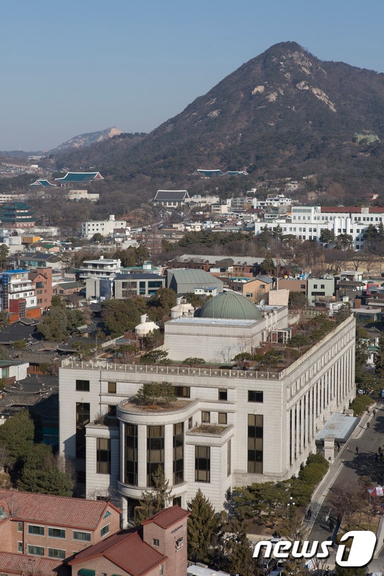 '초긴장 속' 헌법재판소
