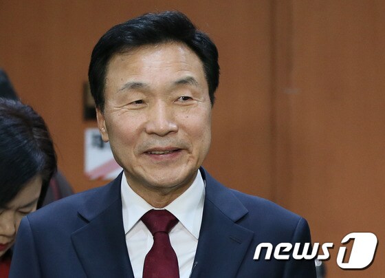 [탄핵인용]손학규 "개헌대통령 될 것…임기 3년으로 단축"