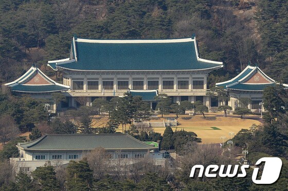 [탄핵인용]침묵 지키는 박근혜 '청와대 언제 떠나나?'