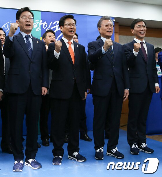 운동화 신은 민주당 대선 경선 후보들 '공명경선 다짐'