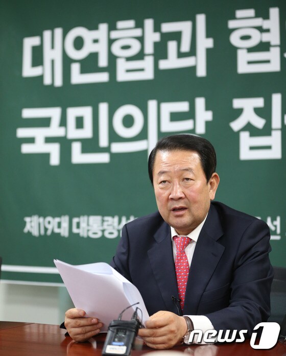 박주선 "자강론 고수 安, 2012년 트라우마 벗어나야"