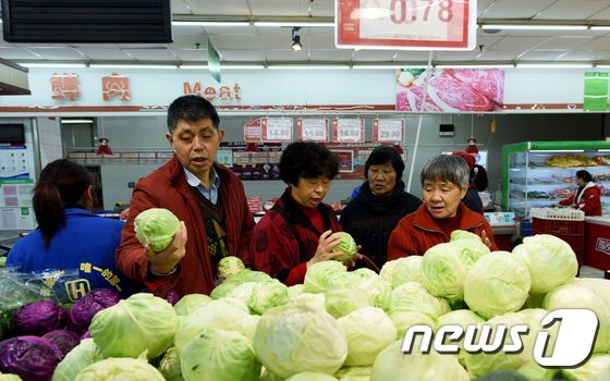 중국 동부 저장성의 항저우 소재 한 수퍼마켓 © AFP=뉴스1