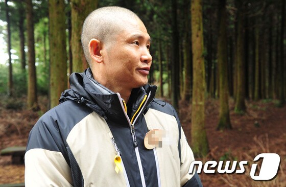 '파란 바지의 의인' 김동수씨(54). (뉴스1 DB) © News1