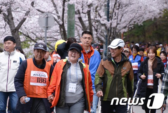 제6회 오뚝이 마라톤 대회 © News1