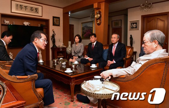 홍준표, 김종필 전 총리 예방