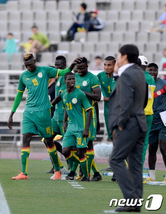  세네갈이 사우디아라비아를 2-0으로 꺾고 대회 첫 승을 신고했다. © News1