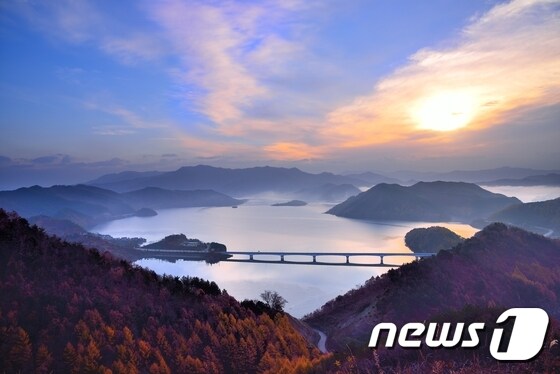 용담호 전경./뉴스1© News1