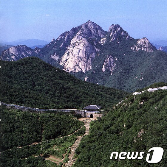 북한산성 대남문 주변 /사진=문화재청 © News1