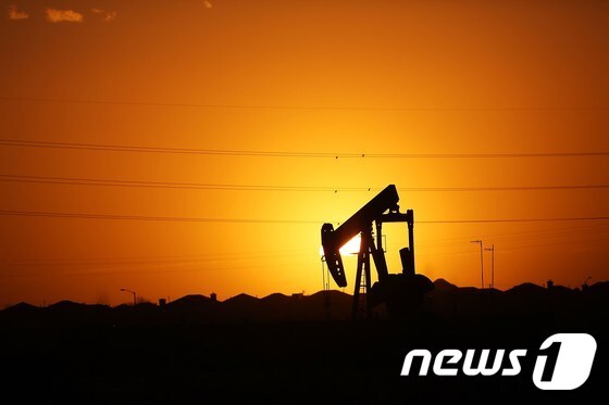 미국 텍사스주 퍼미안 분지의 원유 시추시설 © AFP=뉴스1