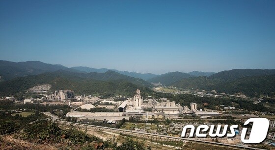 쌍용양회 동해공장.© News1