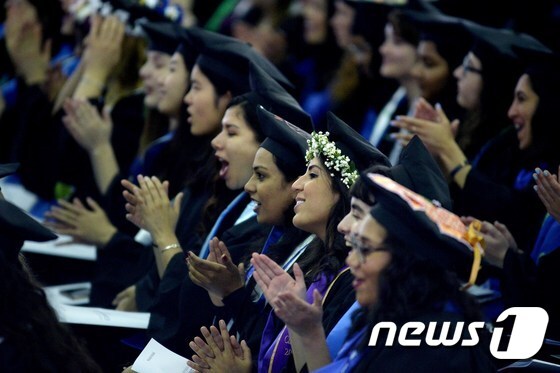 미국 웰즐리 대학 졸업식 © AFP=뉴스1