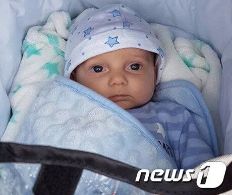 희소병에 걸린 생후 11개월 영국 아기 찰리 가드. (출처 : 후원단체 '찰리의 싸움') © News1