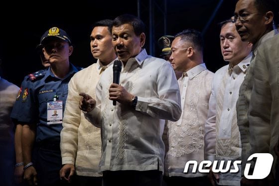 로두리고 두테르테 필리핀 대통령이 2017년 '마약과의 전쟁'을 계속 추진할 것이라 밝혔다. © AFP=뉴스1 © News1 우동명 기자