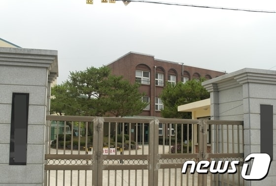 ‘체육교사 학생 성추행 사건’ 으로 논란이 된 부안여자고등학교© News1