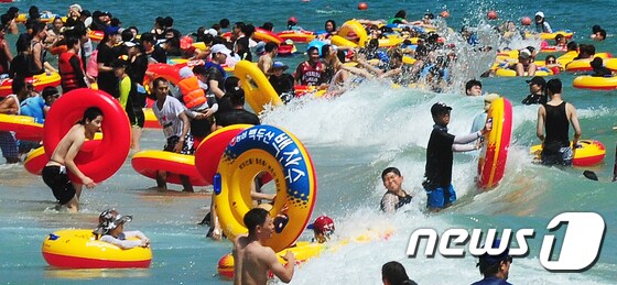 부산 해운대해수욕장. 2017.8.2/뉴스1 © News1 여주연 기자
