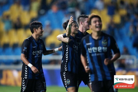 인천 유나이티드가 포항을 2-0으로 제압하고 시즌 첫 2연승에 성공했다. (한국프로축구연맹 제공) © News1