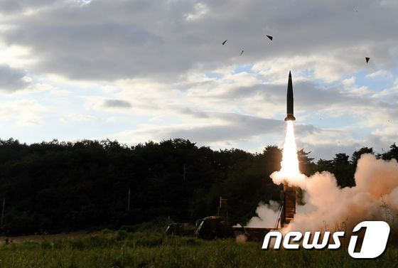  우리 군의 '현무-2' 탄도미사일. © AFP=뉴스1 © News1