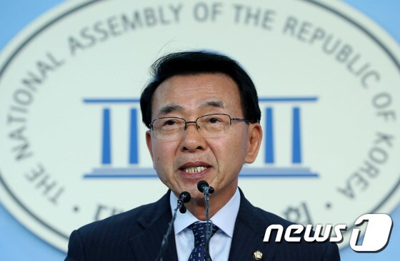 심재권 더불어민주당 의원. © News1 박정호 기자
