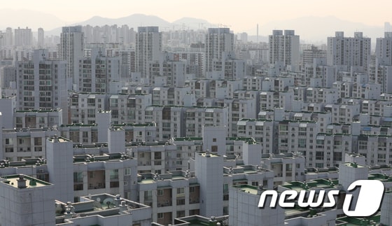 서울의 한 재건축 아파트의 모습.(뉴스1 자료사진)© News1 신웅수 기자