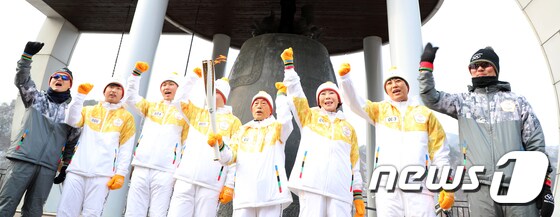 최북단 평창올림픽 성화 '파이팅'