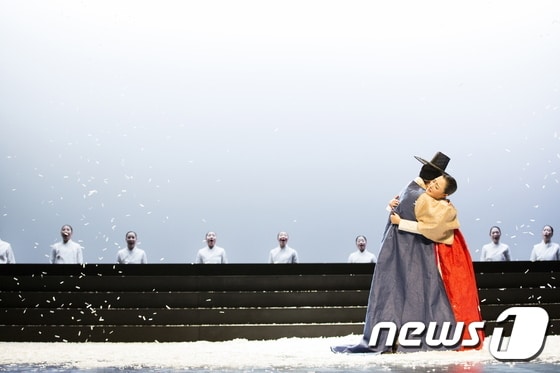 춘향실록의 공연 모습. 국립민속국악원 제공 © News1