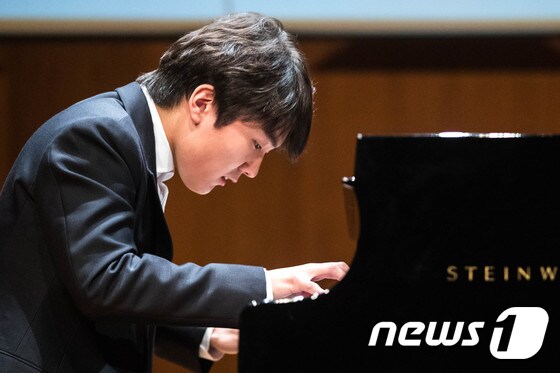 피아니스트 조성진2018.1.4/뉴스1 DB© News1 성동훈 기자