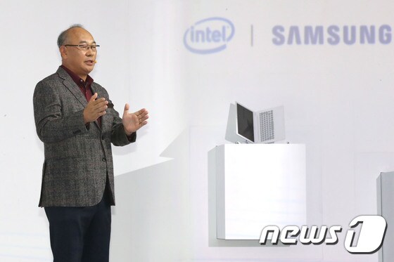 '삼성 노트북 Flash' 설명하는 최영규 전무