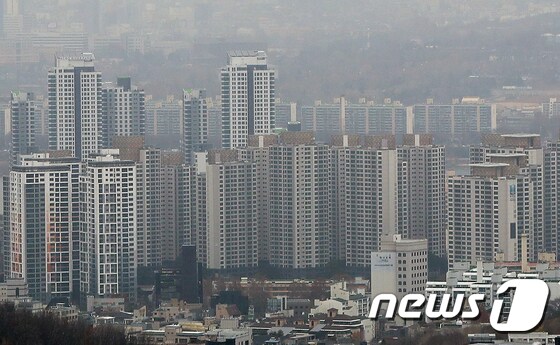 서울 서초구의 한 아파트 단지. 2018.11.29/뉴스1 © News1 구윤성 기자