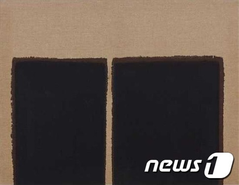 윤형근 '태운 암갈색-군청색의 블루'© News1