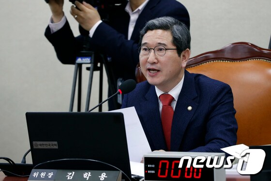  김학용 자유한국당 의원.뉴스1 © News1 안은나 기자