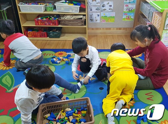 시간제보육반을 이용 중인 아동들.(사진 서대문구 제공)© News1