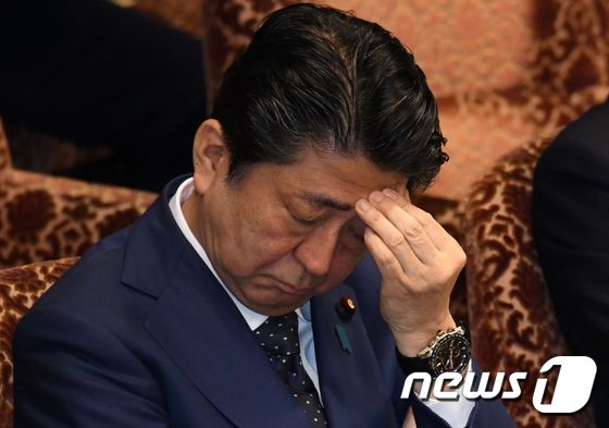 아베 신조(安倍晋三) 일본 총리 내각. © AFP=뉴스1