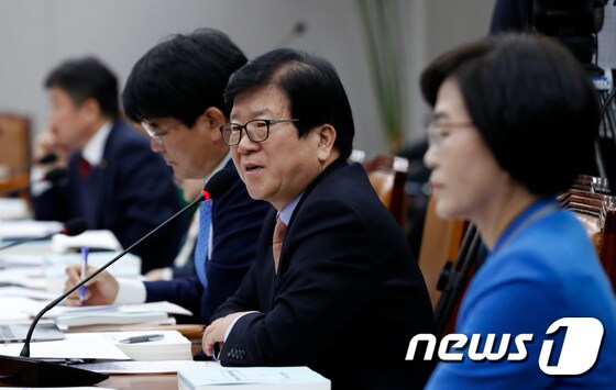 박병석 더불어민주당 의원. 2018.3.26/뉴스1 © News1 안은나 기자