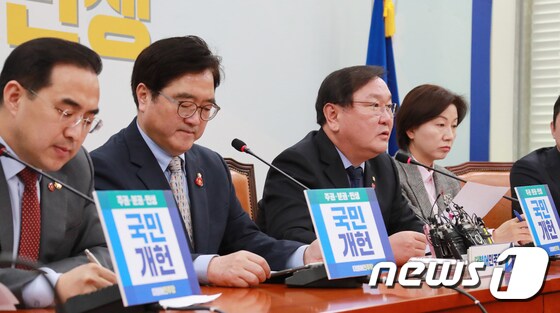 김태년 더불어민주당 정책위의장. © News1 이동원 기자