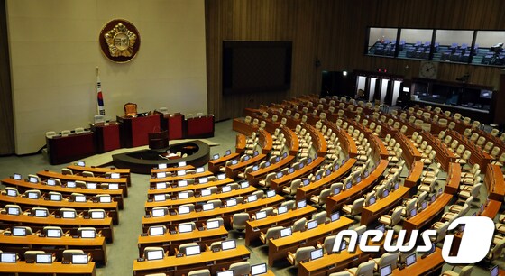 국회 본회의장. 뉴스1 © News1 안은나 기자