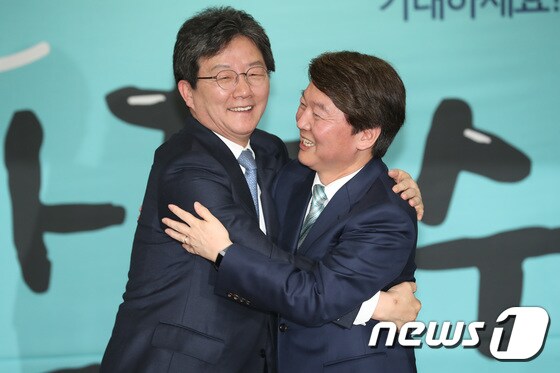 유승민 전 바른미래당 대표(왼쪽)과 안철수 전 대표. © News1 임세영 기자