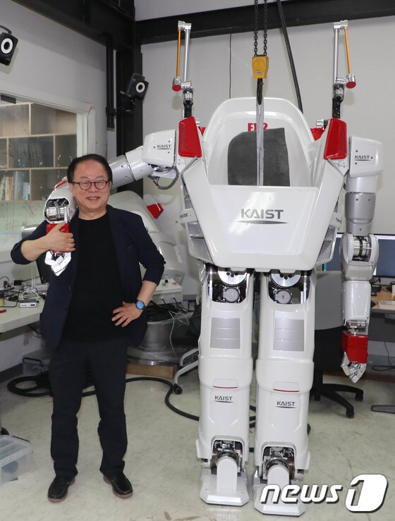 오준호 교수는 2015년 미국 국방고등연구계획국에서 주최한 세계 재난로봇경진대회에서 1위를 차지하기도 했다.© News1 주기철 기자
