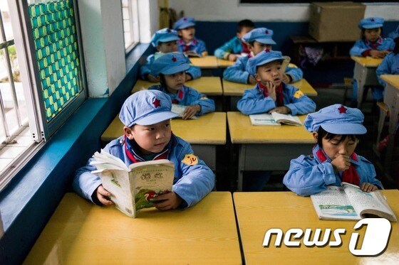 중국 구이저우(貴州)성 소재 초등학교 학생들. © AFP=뉴스1